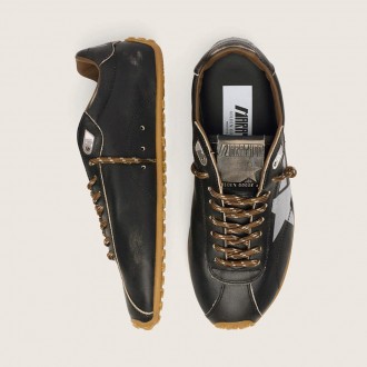 Golden Goose Marathon Speed With Black Leather Upper And Silver Star Golden Goose Marathon Speed With Black Leather Upper And Silver Star