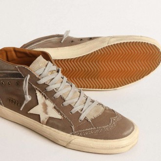 Golden Goose Mid Star In Green Canvas With Leather Star And Black Flash Golden Goose Mid Star In Green Canvas With Leather Star And Black Flash