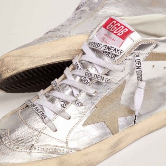 Golden Goose Mid Star In Silver Laminated Leather With Dove Gray Star Golden Goose Mid Star In Silver Laminated Leather With Dove Gray Star