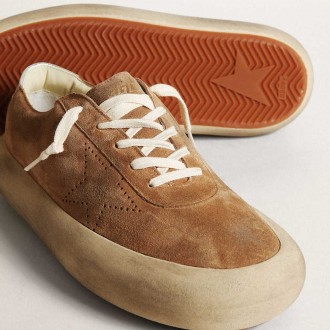 Golden Goose Space-Star In Tobacco-Colored Suede