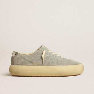Golden Goose Space-Star Shoes In Ice-Gray Suede With Perforated Star