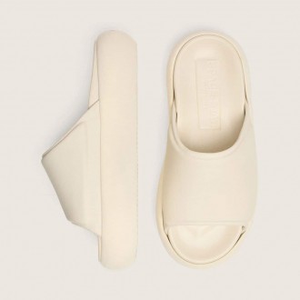 Golden Goose Space-Star Slide Slip-Ons In White Leather Golden Goose Space-Star Slide Slip-Ons In White Leather