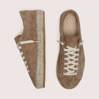 Golden Goose Super-Star In Tobacco Suede With Beige Suede Star And Jute-Effect Foxing Golden Goose Super-Star In Tobacco Suede With Beige Suede Star And Jute-Effect Foxing