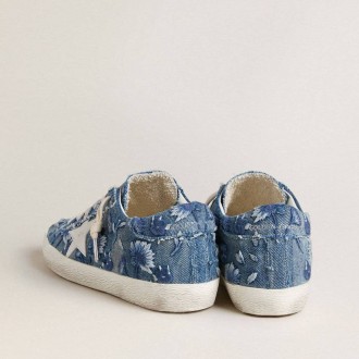 Golden Goose Super-Star Ltd In Light Blue Denim With A White Leather Star And Embroidered Flowers Golden Goose Super-Star Ltd In Light Blue Denim With A White Leather Star And Embroidered Flowers