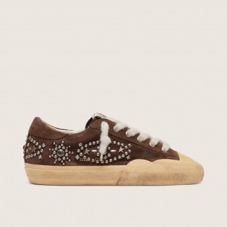 Golden Goose Super-Star Penstar In Brown Suede With Studs
