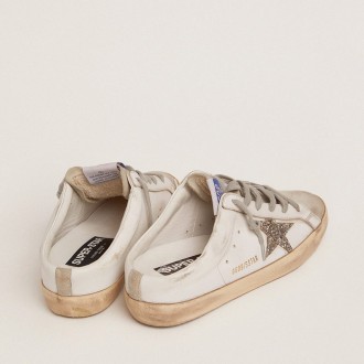 Golden Goose Super-Star Sabot With A Platinum Glitter Star And Suede Tongue Golden Goose Super-Star Sabot With A Platinum Glitter Star And Suede Tongue