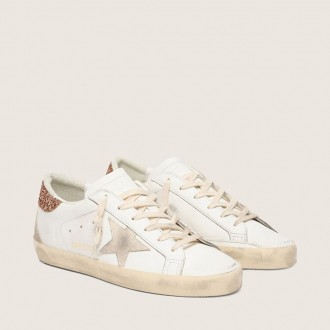 Golden Goose Super-Star With A Suede Star And Peach-Pink Glitter Heel Tab Golden Goose Super-Star With A Suede Star And Peach-Pink Glitter Heel Tab