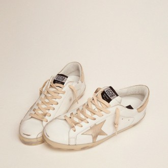 Golden Goose Super-Star With Gold Sparkle Foxing And Lettering Golden Goose Super-Star With Gold Sparkle Foxing And Lettering