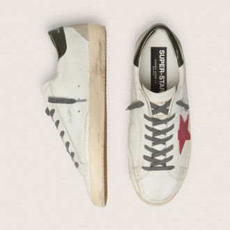 Golden Goose Super-Star With Red Suede Star And Green Leather Heel Tab Golden Goose Super-Star With Red Suede Star And Green Leather Heel Tab