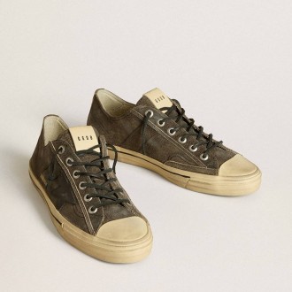 Golden Goose V-Star In Black Suede With Black Leather Star Golden Goose V-Star In Black Suede With Black Leather Star