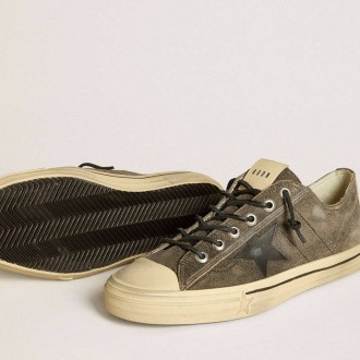 Golden Goose V-Star In Black Suede With Black Leather Star Golden Goose V-Star In Black Suede With Black Leather Star