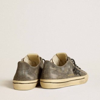 Golden Goose V-Star In Black Suede With Black Leather Star Golden Goose V-Star In Black Suede With Black Leather Star